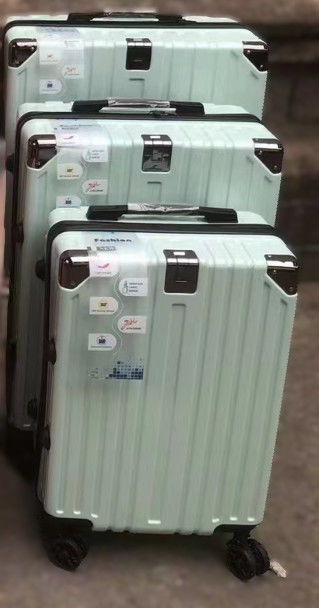 Nouveau design 20 pouces Entreprise Embarquement Casse ABS Aluminium Cadre Valiette PC Bagage de voyage avec crochet caché