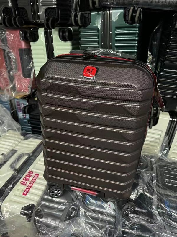 Fabrique de valises de bagages en gros en PP Unisexe style fileur verrouilleur Matériau coloré Genre