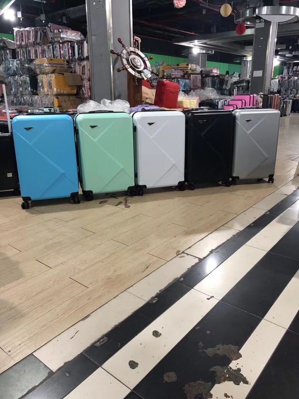 Vente à chaud Design populaire Hommes et Femmes ABS PC sac à chariot bagages de voyage grande capacité bagages sacs de voyage