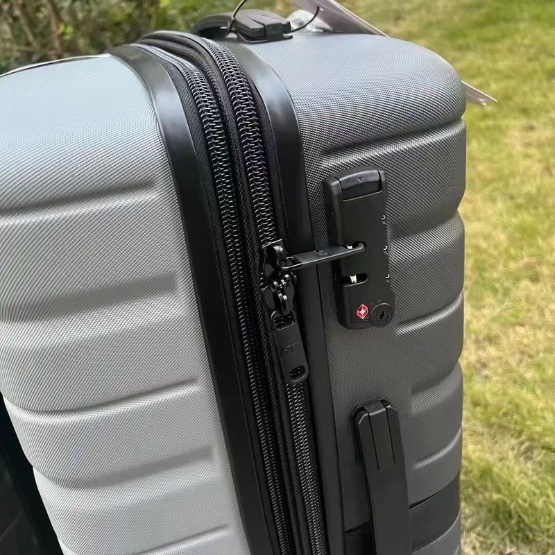 Fabricant Trolley d'avion personnalisé Portable Outdoor Fashion Hard Shell PP Ensembles de bagages de voyage