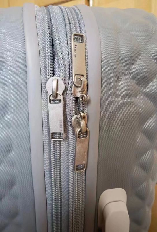 Ventes en gros Pas cher Grand durable Luxe dur PP Portable Trolley Valières de voyage Sacs à bagages