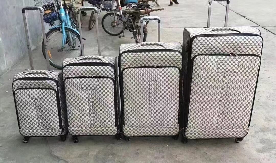 Vente à chaud en gros 20/24/28 pouces PU cuir valise blanche ensemble de bagages roulants