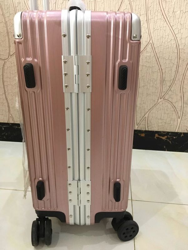 Vente en gros de sacs à main de voyage à l'extérieur avec logo imprimé sur mesure 20