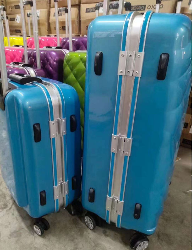 Grandes capacités OEM ODM Coffret personnalisé de style classique Bagage Smart Lock Business Trolley Bagage