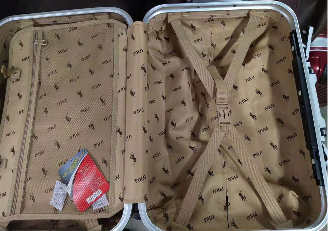 Grandes capacités OEM ODM Coffret personnalisé de style classique Bagage Smart Lock Business Trolley Bagage