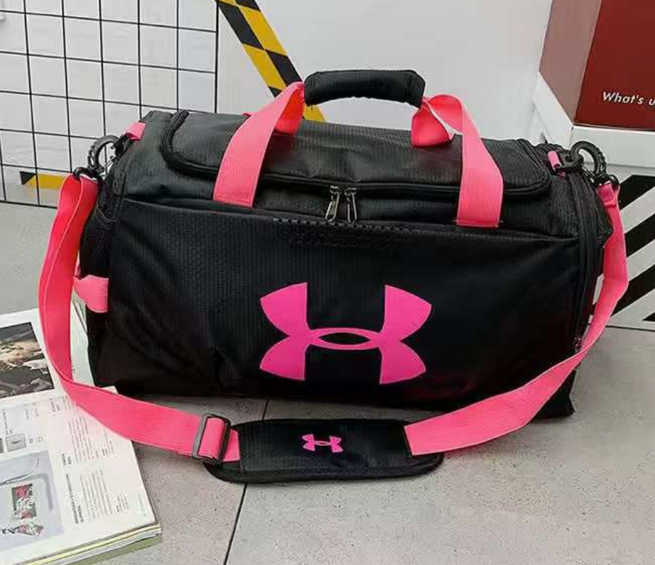 Logo personnalisé Sac de voyage à grande capacité étanche au gymnase extérieur Sac à dos portatif Sac de sport pour hommes