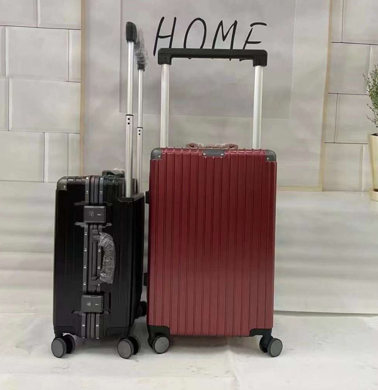 Boîte cadeau de 22 pouces pour chien Petite rose pleine valise en aluminium