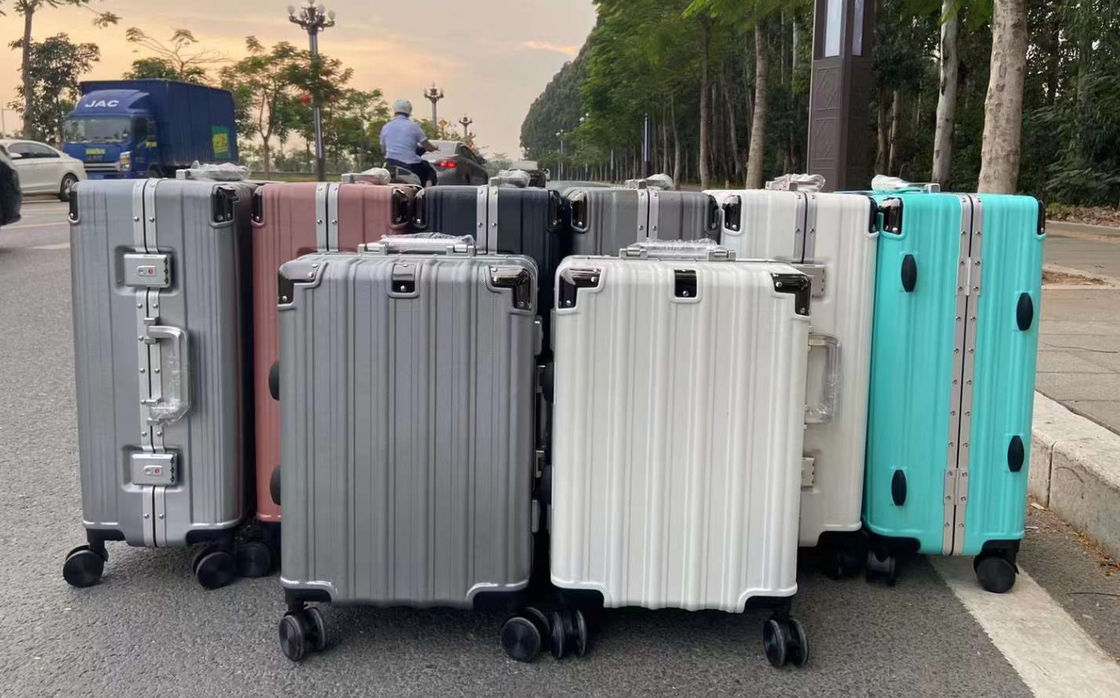 Nouveau bagage avec roues pour le côté rigide bagage vertical valise roulante légère pour les vacances de voyage