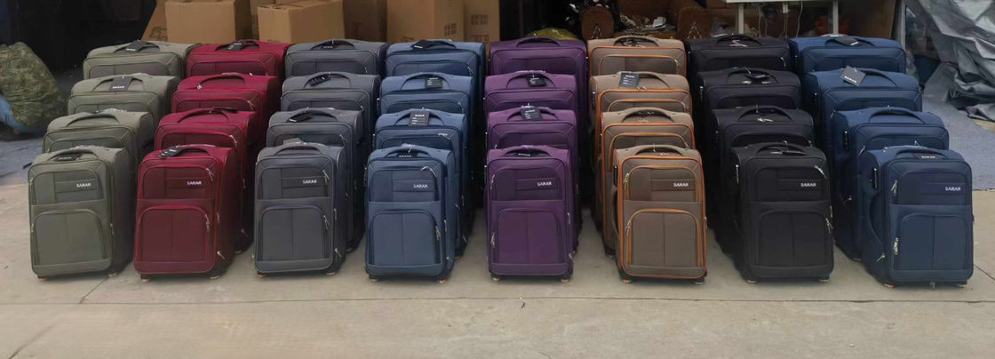 Fabrique en gros Design de mode imperméable à l' eau de nylon bagage 4 pièces ensemble sac de chariot valise à vendre