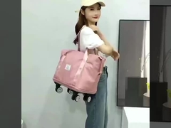 Manche télescopique Portemanteau à grande capacité Portemanteau à roues